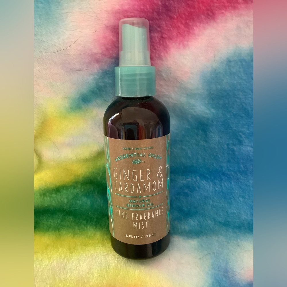 Bath & body Works, essential oil, fine fragrance mist, ginger, and cardamom